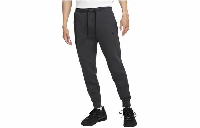 Nike Sportswear Tech Fleece