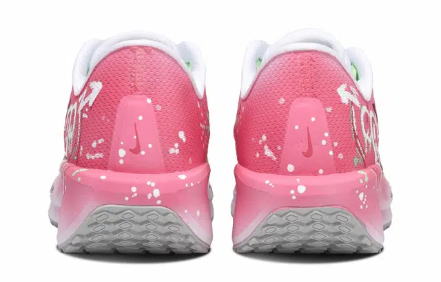 Nike Quest 6