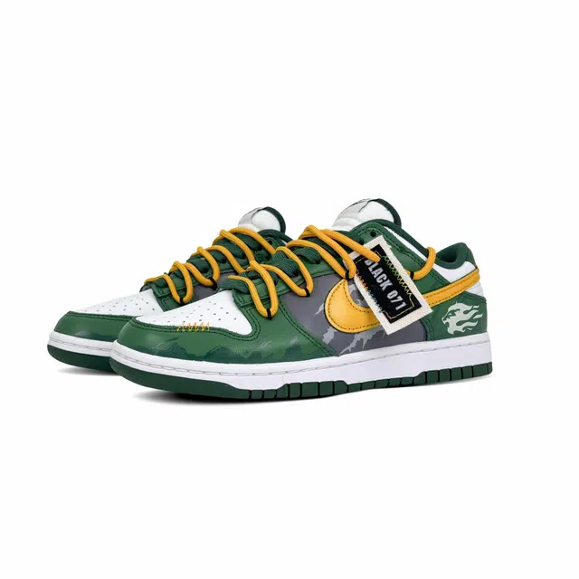 Nike Dunk Low Retro "Varsity Green"