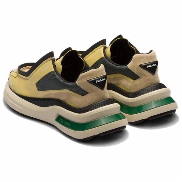 PRADA