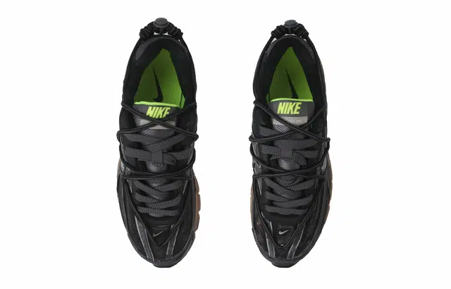 Nike Initiator