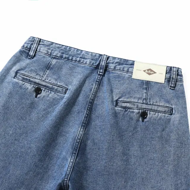 Lee Cooper