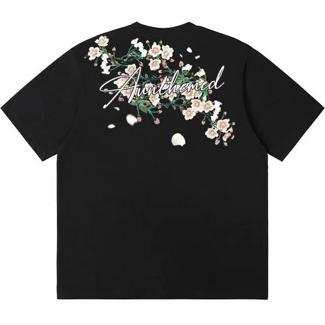 UNthemed Vintage Floral Tee