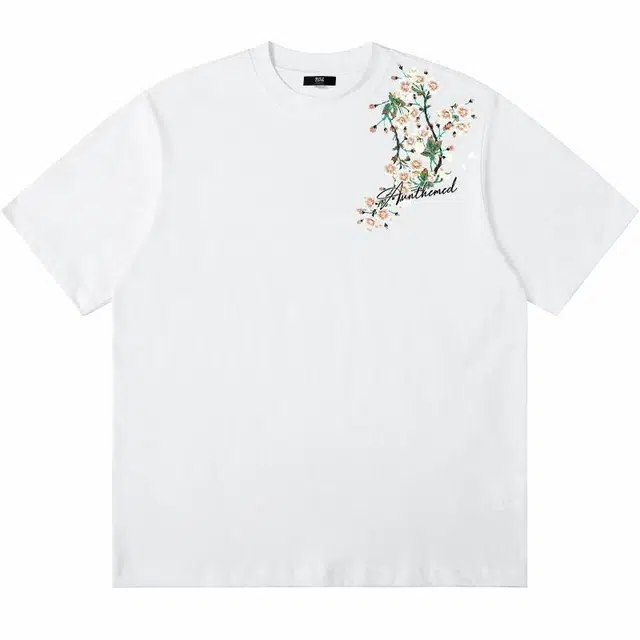 UNthemed Vintage Floral Tee
