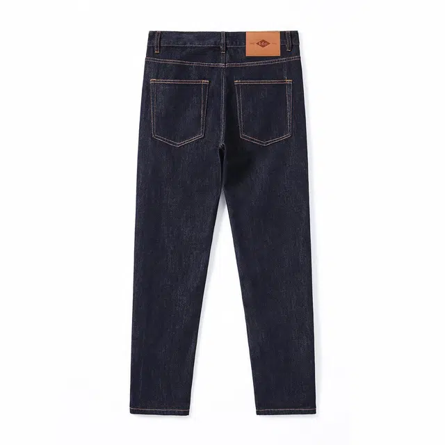 Lee Cooper