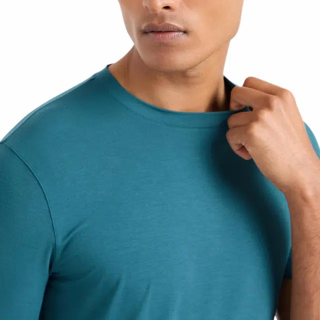 EMPORIO ARMANI FW24 T