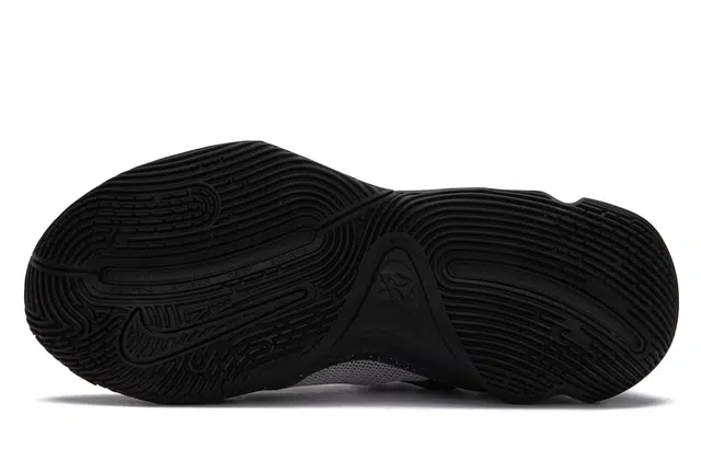 Nike Giannis Immortality 3