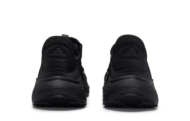 adidas FC WALKER 811