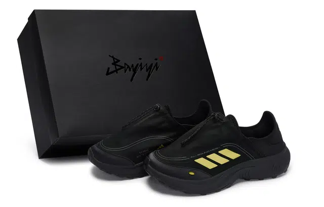 adidas FC WALKER 811