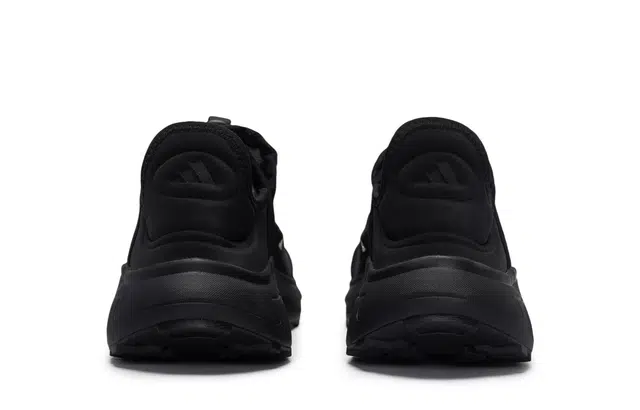 adidas FC WALKER 811