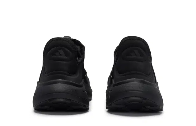 adidas FC WALKER 811