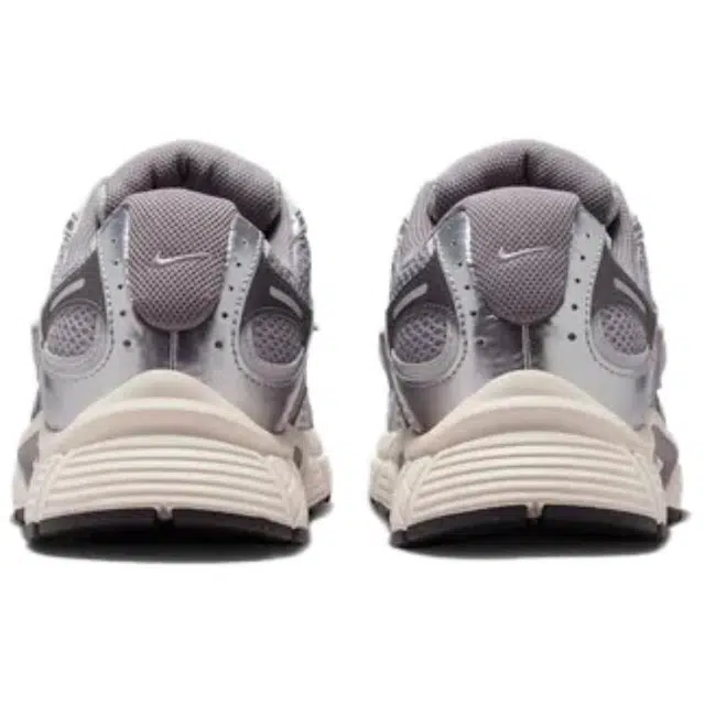 Nike V5 RNR