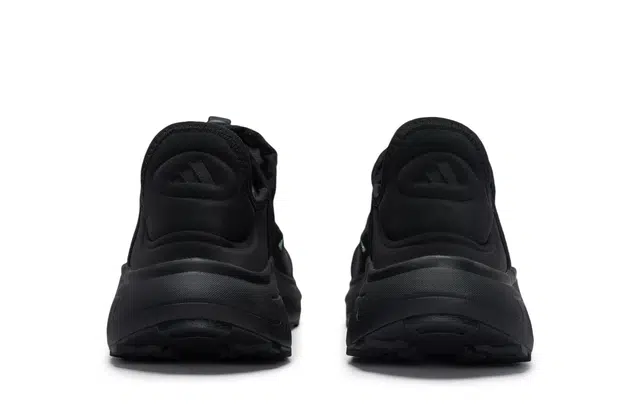 adidas FC WALKER 811