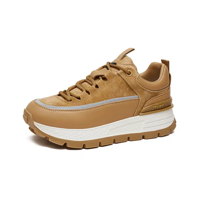 CAMEL ACTIVE