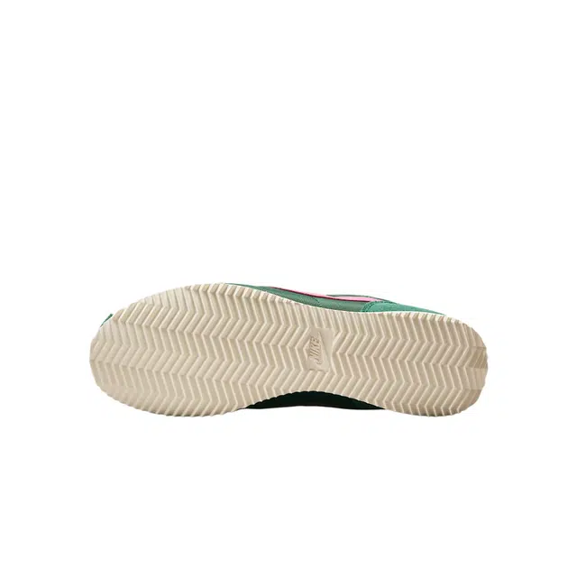 Nike Cortez "Fir Green"