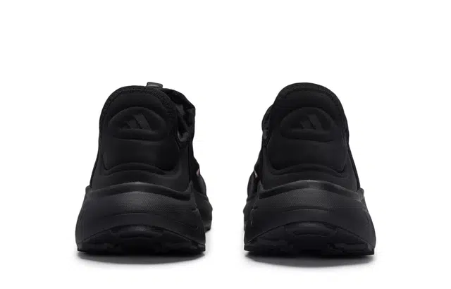 adidas FC WALKER 811