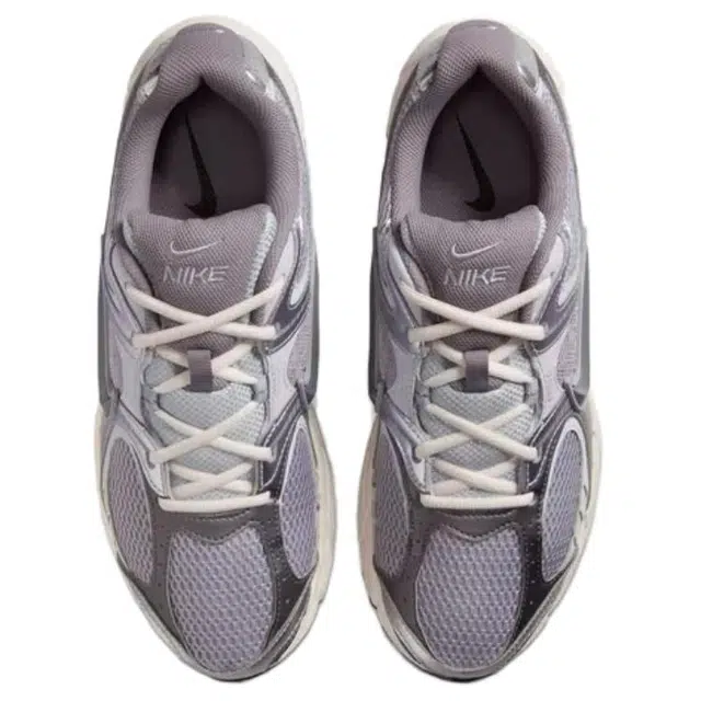 Nike V5 RNR