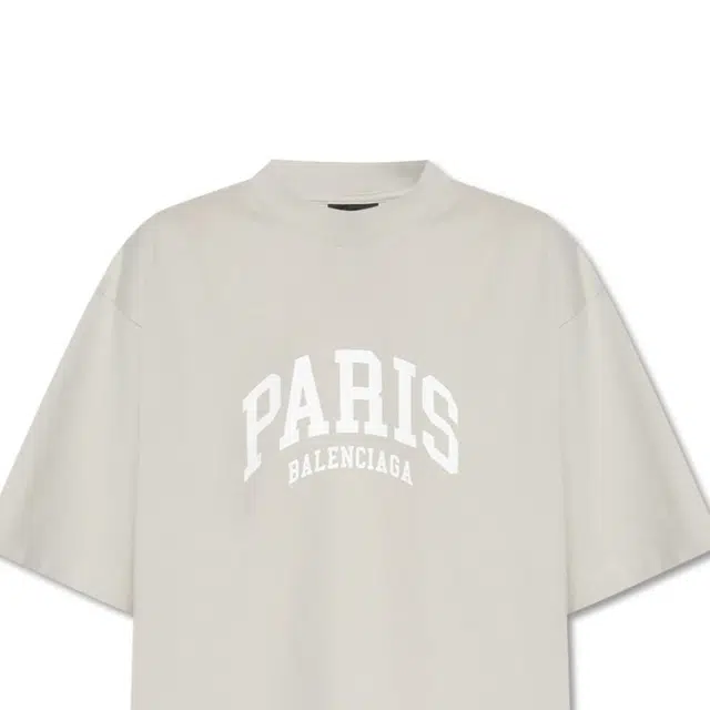 Balenciaga T