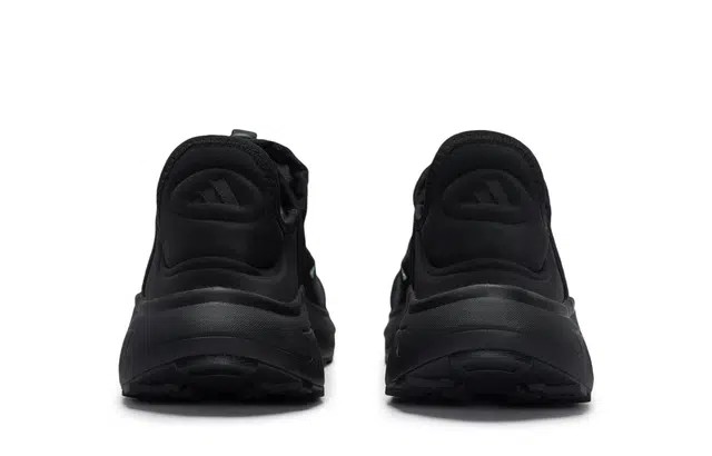 adidas FC WALKER 811