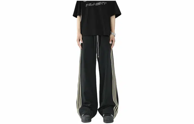 URBAN AUTHENTIC