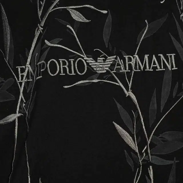 EMPORIO ARMANI T