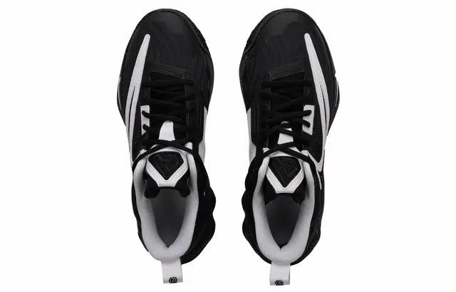Nike Giannis Immortality 3