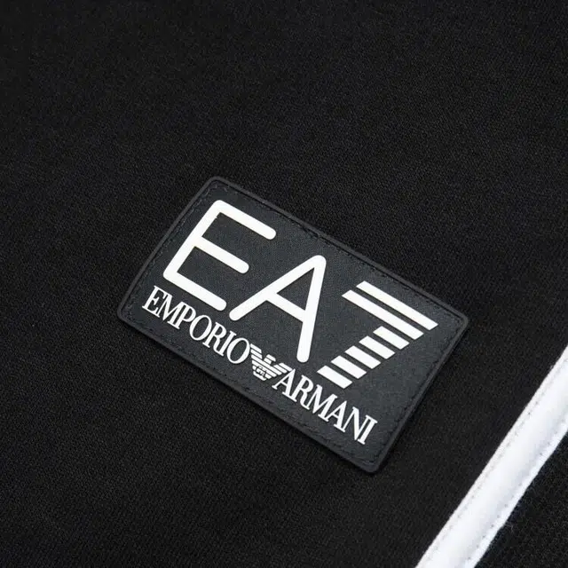 EMPORIO ARMANI EA7 SS24 Logo
