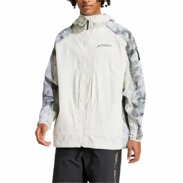 adidas x NATIONAL GEOGRAPHIC Terrex