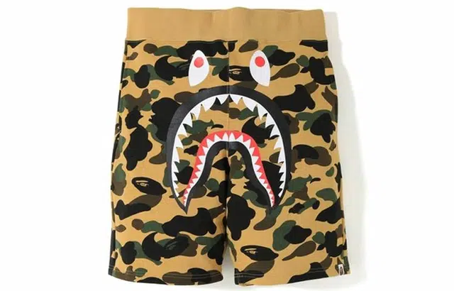 A BATHING APE 1st Camo Shark Sweat Shorts