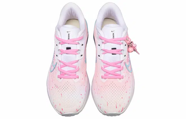 Nike Quest 6