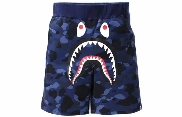 A BATHING APE