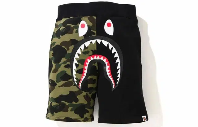 A BATHING APE