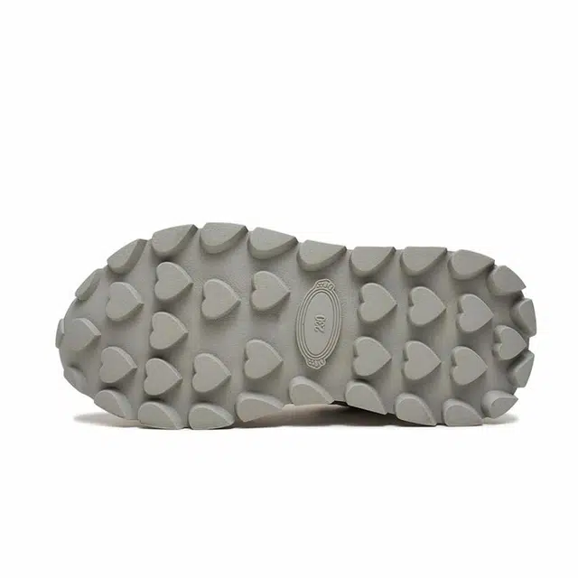 CAMEL ACTIVE