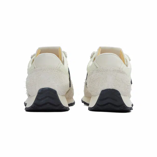 New Balance NB 471