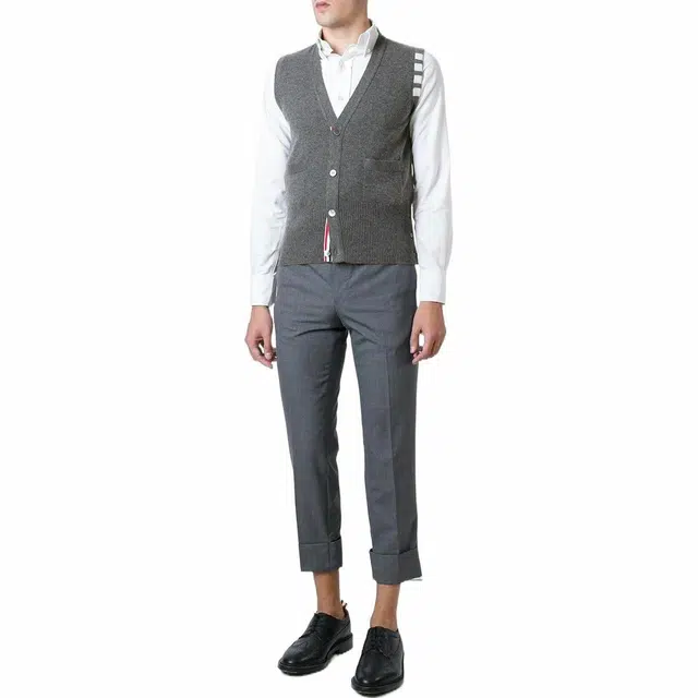 THOM BROWNE SS22 V