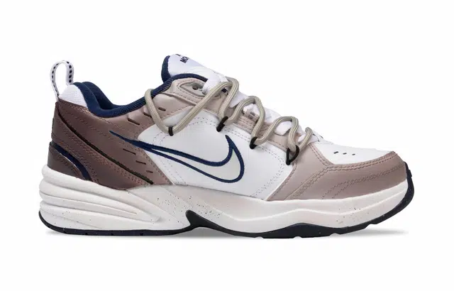 Nike Air Monarch 4