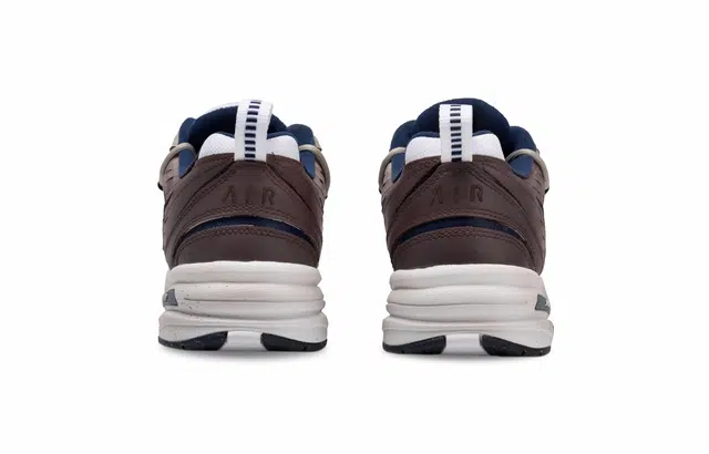 Nike Air Monarch 4