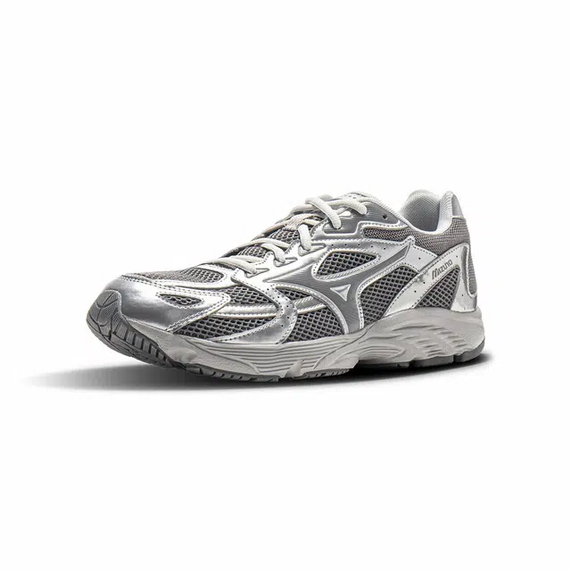 Mizuno SPARK CN III
