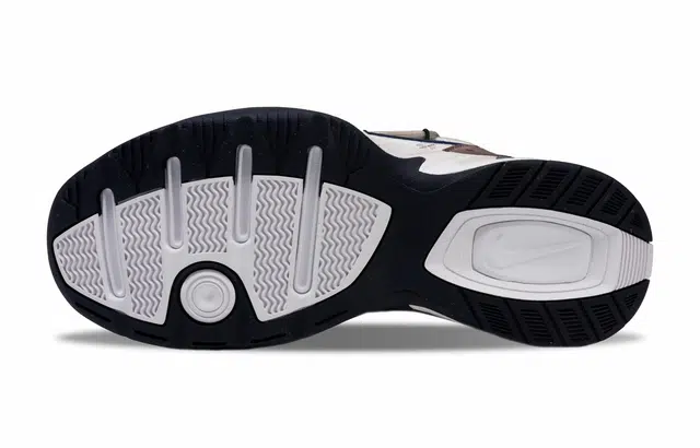 Nike Air Monarch 4