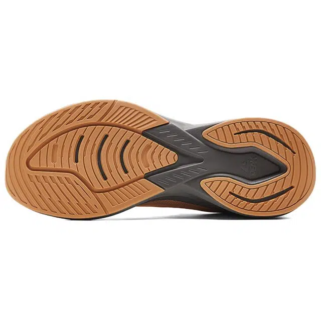 匹克 大众系列 态极科技 舒适百搭防滑耐磨 低帮 休闲跑步鞋 男款 焦糖卡其