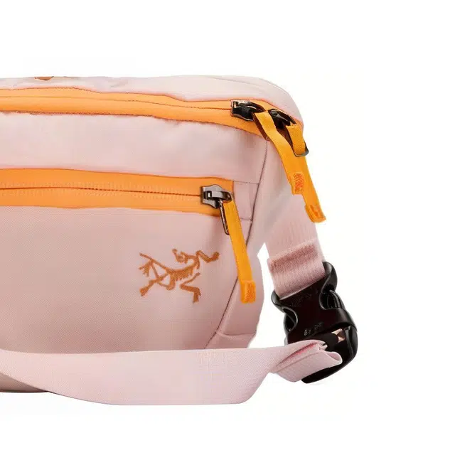 Arcteryx Mantis 1L