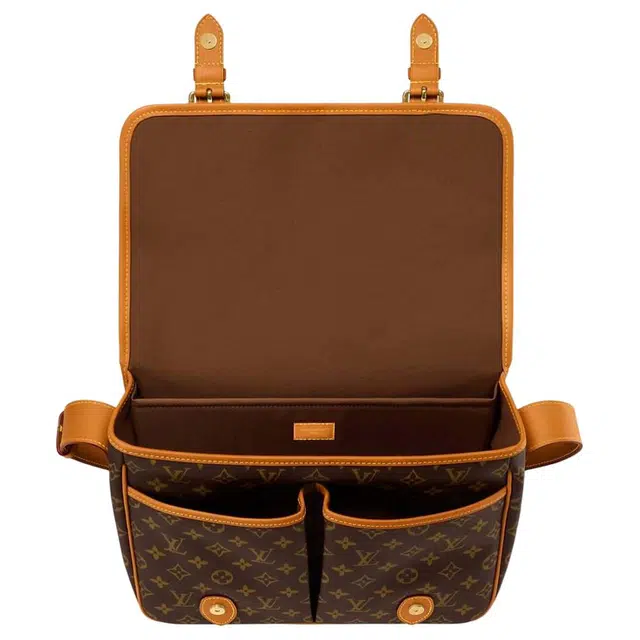 LOUIS VUITTON Monogram Archive