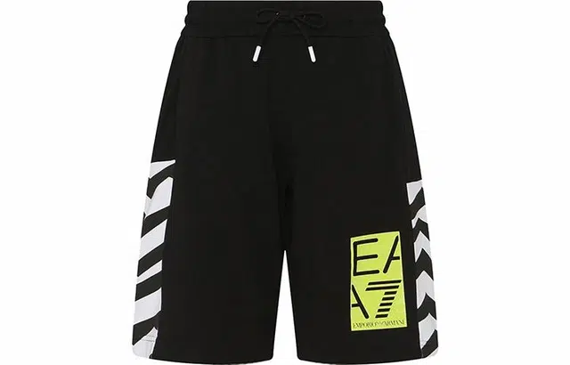 EMPORIO ARMANI SS23 EA7 Logo