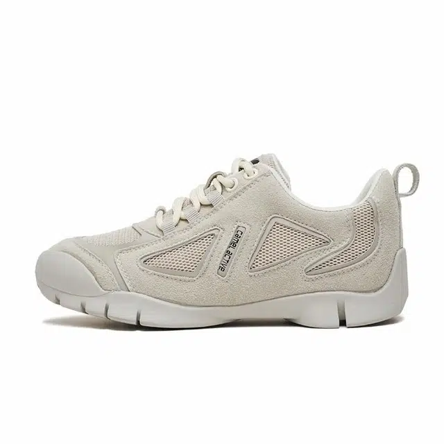 CAMEL ACTIVE