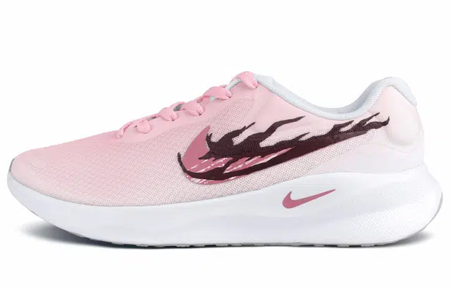 Nike REVOLUTION 7