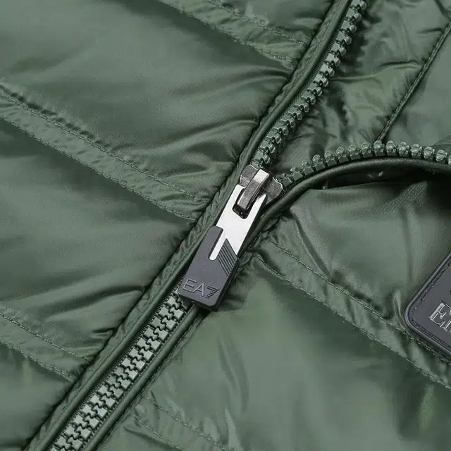 EMPORIO ARMANI EA7 SS24 Logo