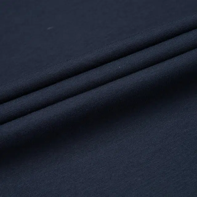 EMPORIO ARMANI SS24 T 2
