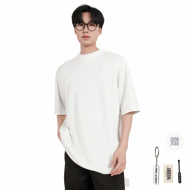 URBAN AUTHENTIC T