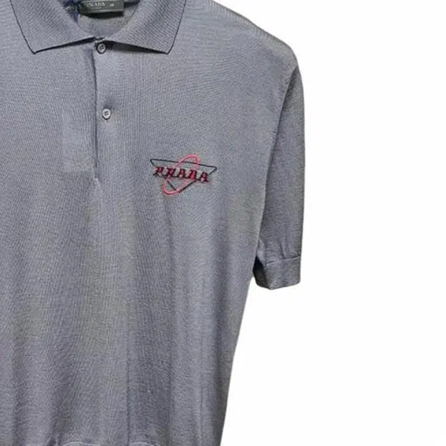 PRADA LogoPolo