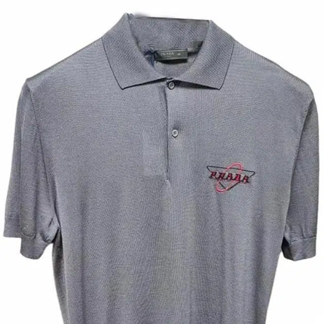 PRADA LogoPolo